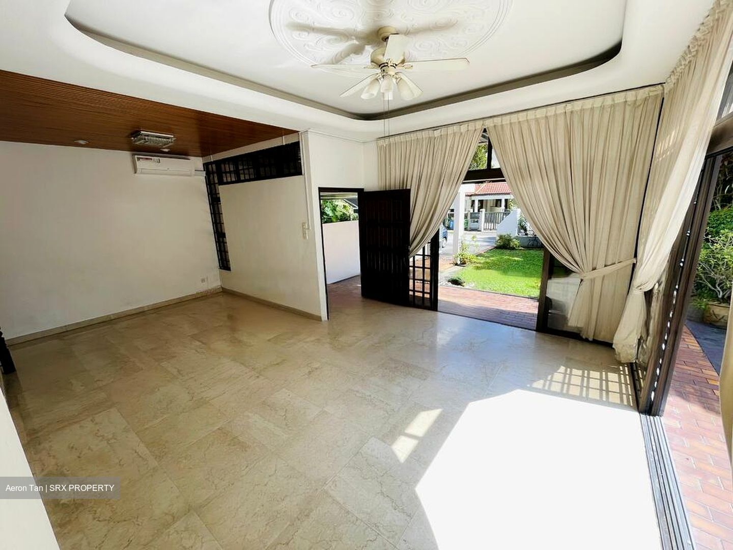 Coronation Road West (D10), Semi-Detached #579802851